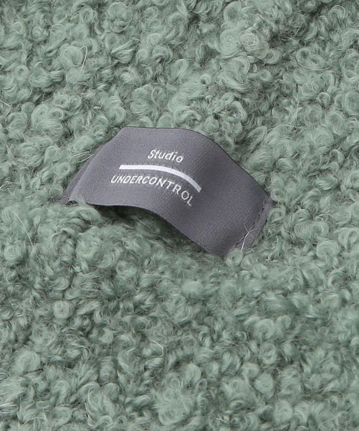 언더컨트롤 스튜디오(UNDERCONTROL STUDIO) 부클 겨울 비니 FLUFFY BEANIE / MOHAIR BOUCLE / SAGE GREEN