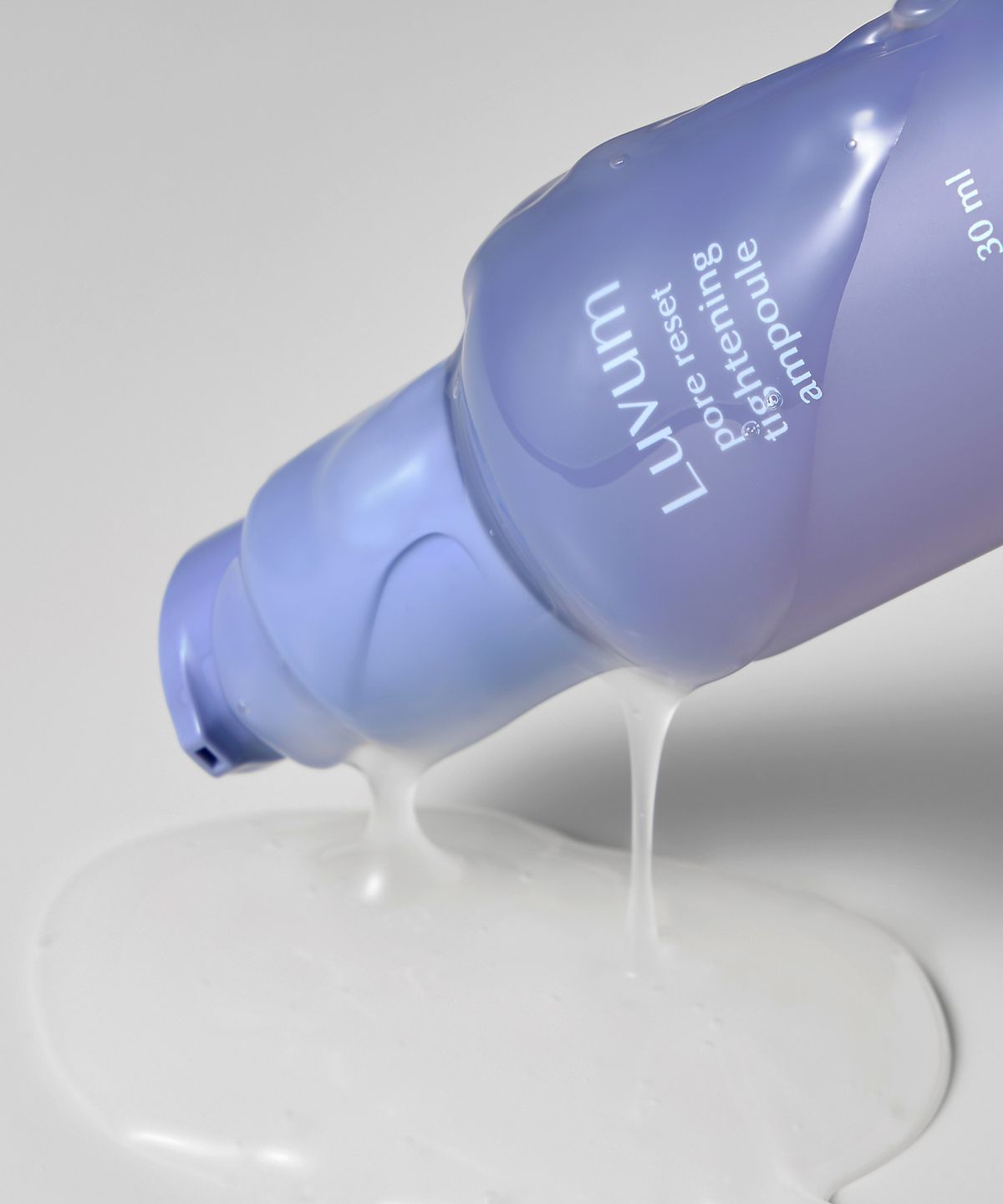 러븀(LUVUM) 포어 리셋 타이트닝 앰플 30ml