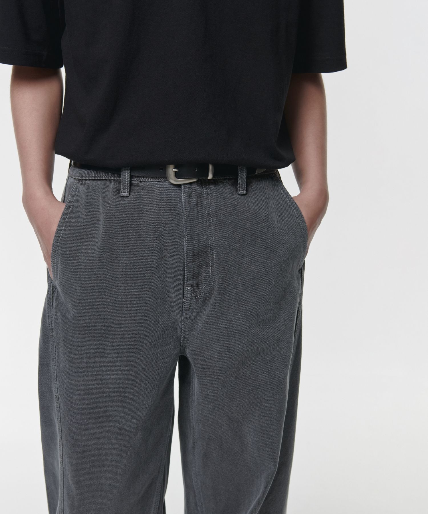 MUSINSA | MUSINSA STANDARD Twisted Semi Balloon Denim Pants