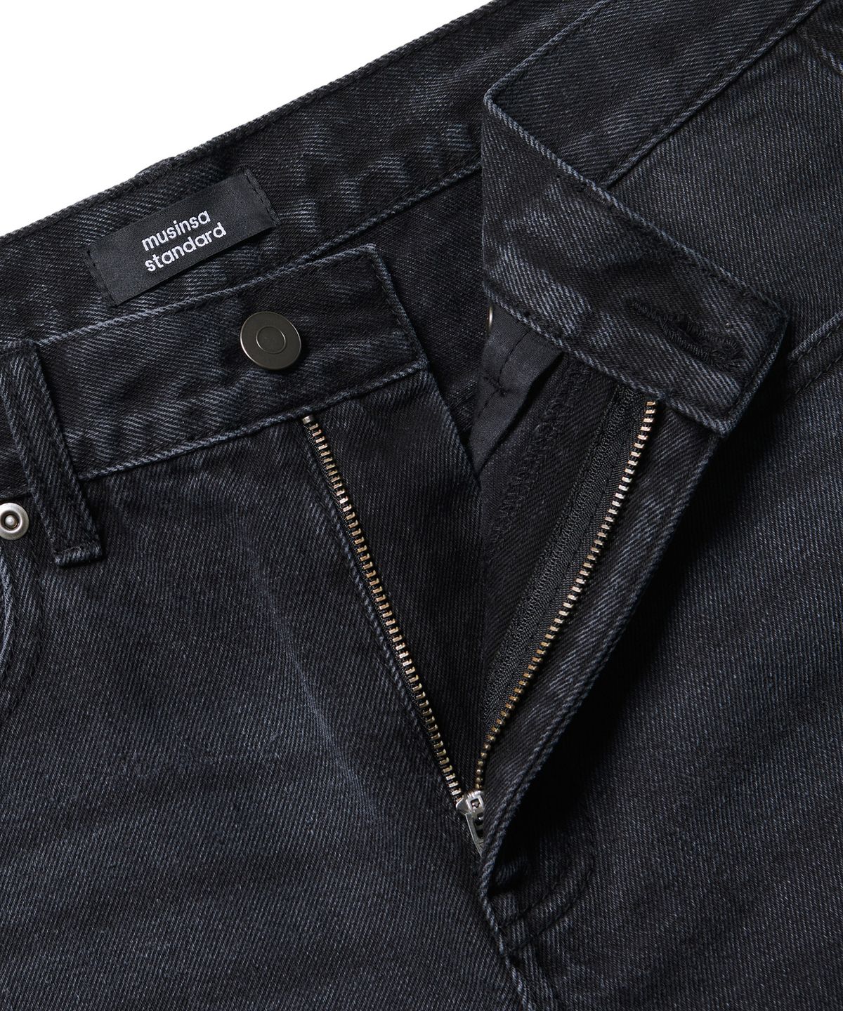 무신사 스탠다드(MUSINSA STANDARD) 세미 부츠 컷 데님 팬츠 [워시드 블랙]