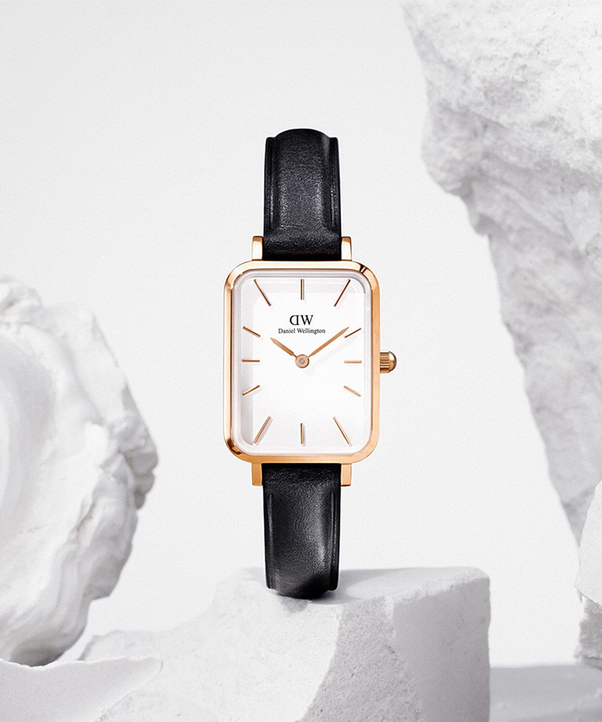 다니엘 웰링턴(DANIEL WELLINGTON) QUADRO PRESSED SHEFFIELD 가죽줄 패션시계