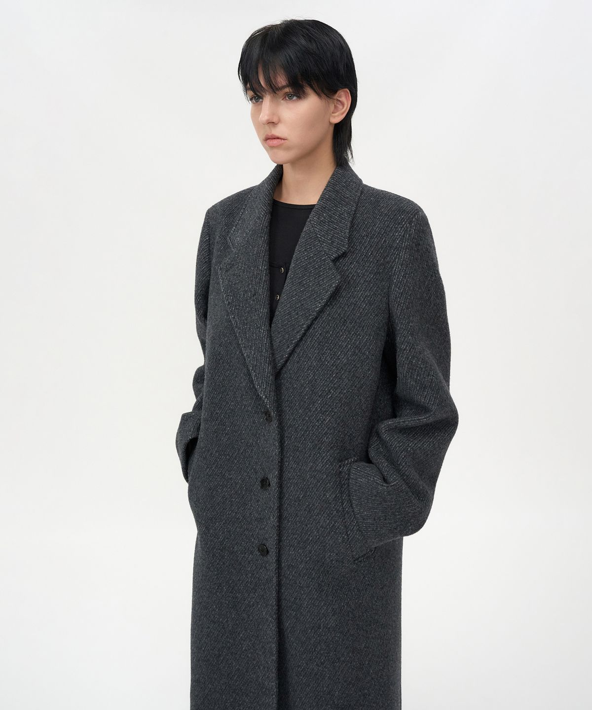 인사일런스 우먼(INSILENCE WOMEN) 클래식 맥시 코트 CHARCOAL