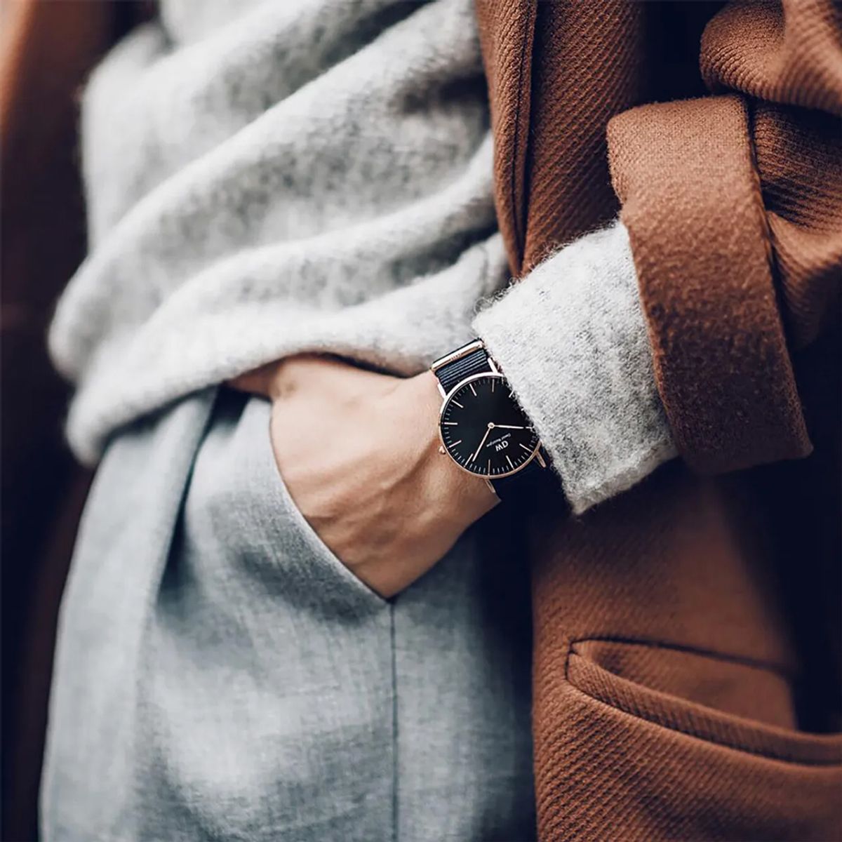 다니엘 웰링턴(DANIEL WELLINGTON) CLASSIC CORNWALL 2컬러 블랙 나토시계