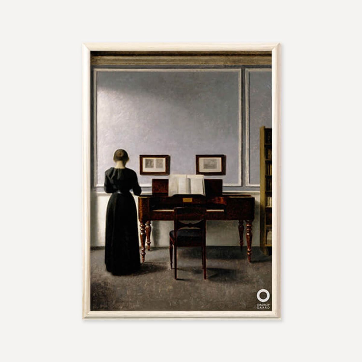그릿시즌(GREET SEASON) 빌헬름 함메르쇠이 Interior. With Piano and Woman in Black, 1901 (액자 포함)