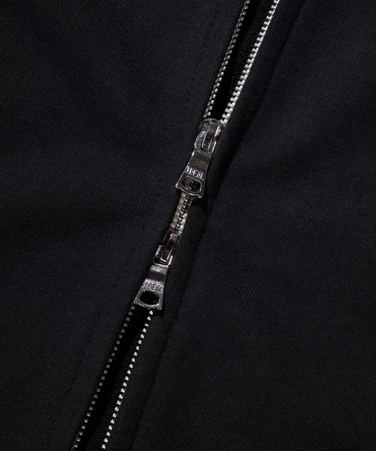 라모랭(RAMOLIN) Fort Zip-up Hoodie Black
