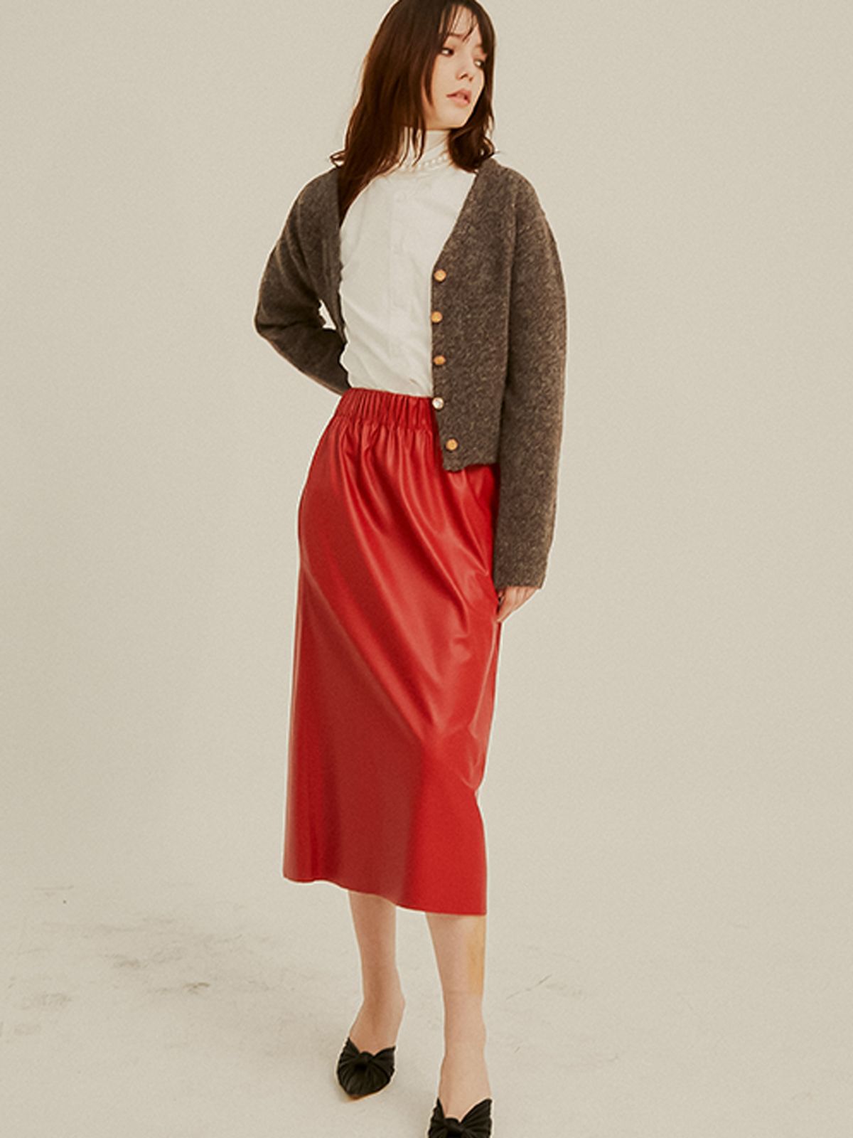 쏘리, 투 머치 러브(SORRY, TOO MUCH LOVE) Sporty Leather Midi Skirt_Red