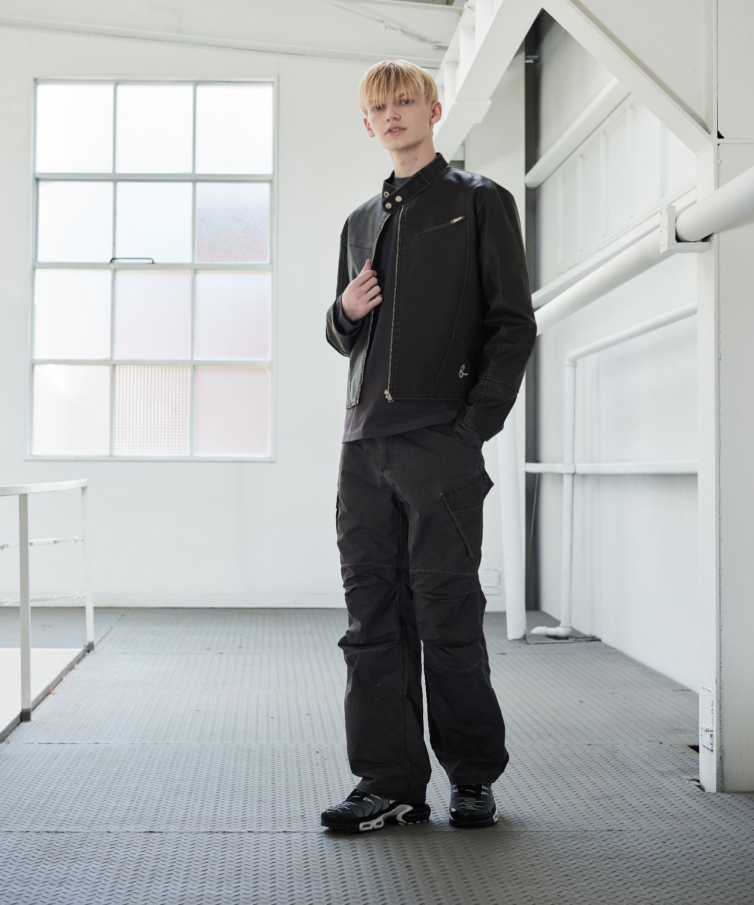 パンツ zip knee tuck trouser prasthana パンツ zip knee tuck trouser prasthana パンツ zip knee tuck