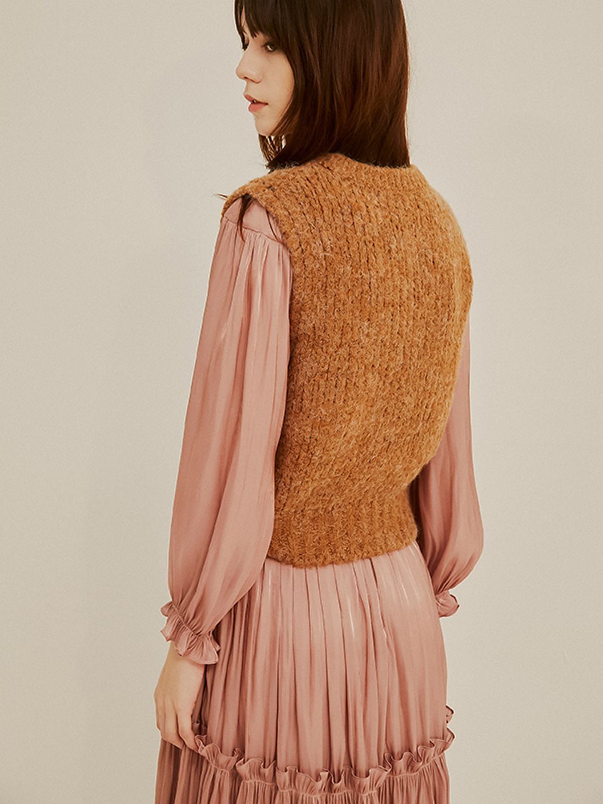 쏘리, 투 머치 러브(SORRY, TOO MUCH LOVE) Candy Wool Knit Vest_Brown