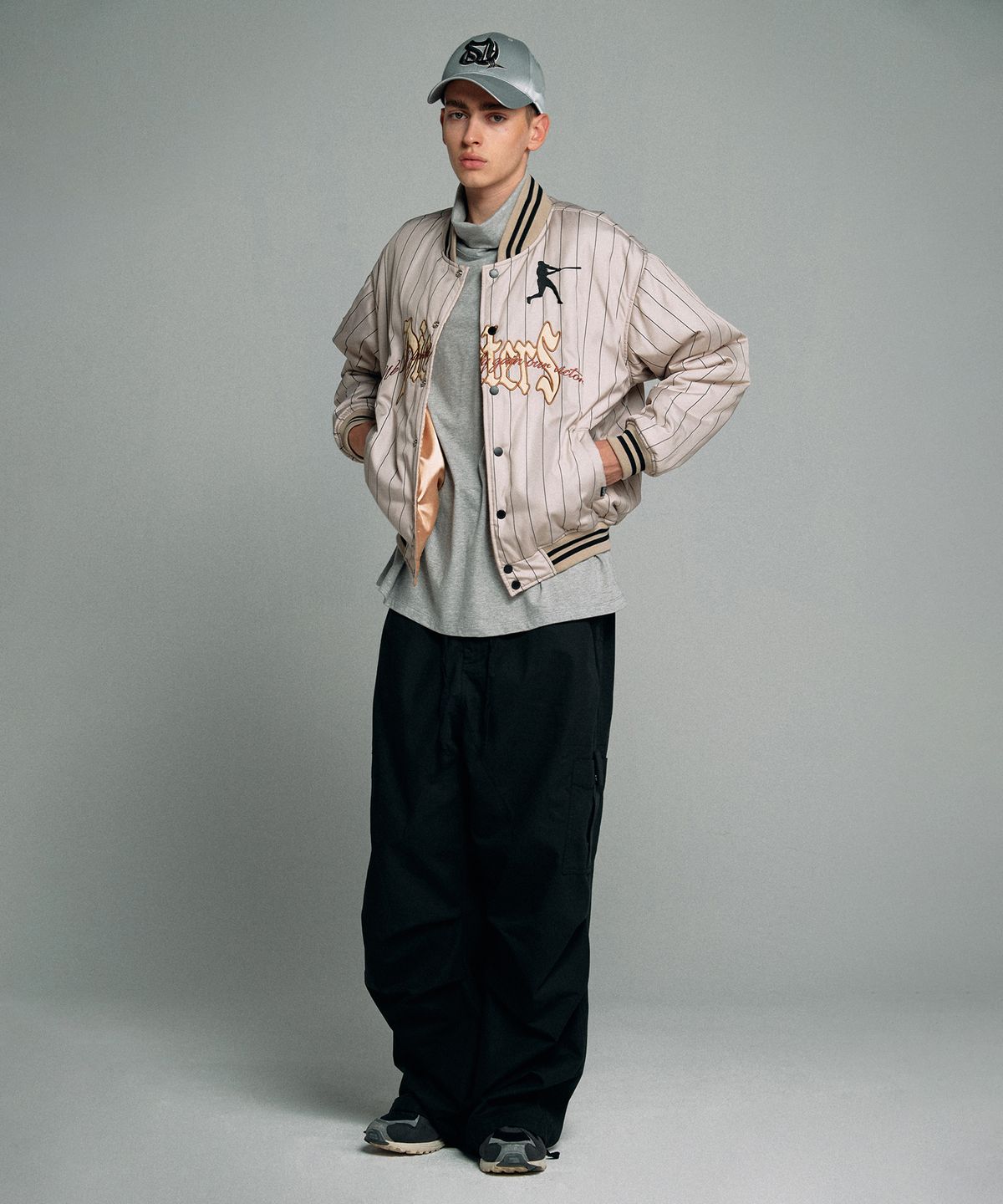 스컬프터(SCULPTOR) Sports Reversible Stadium Jacket Beige/Gold