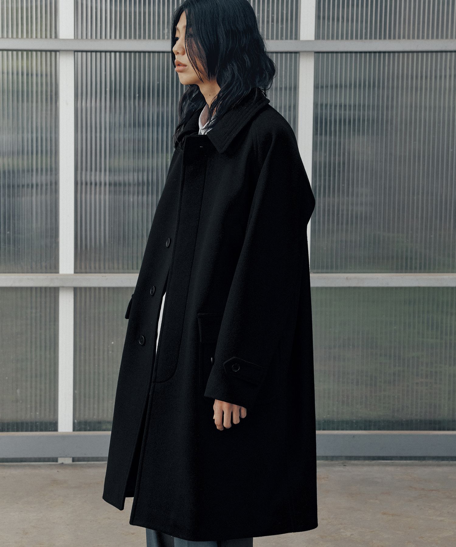 MUSINSA公式 | ANOTHER OFFICE Voyager Balmacaan Coat (Black)