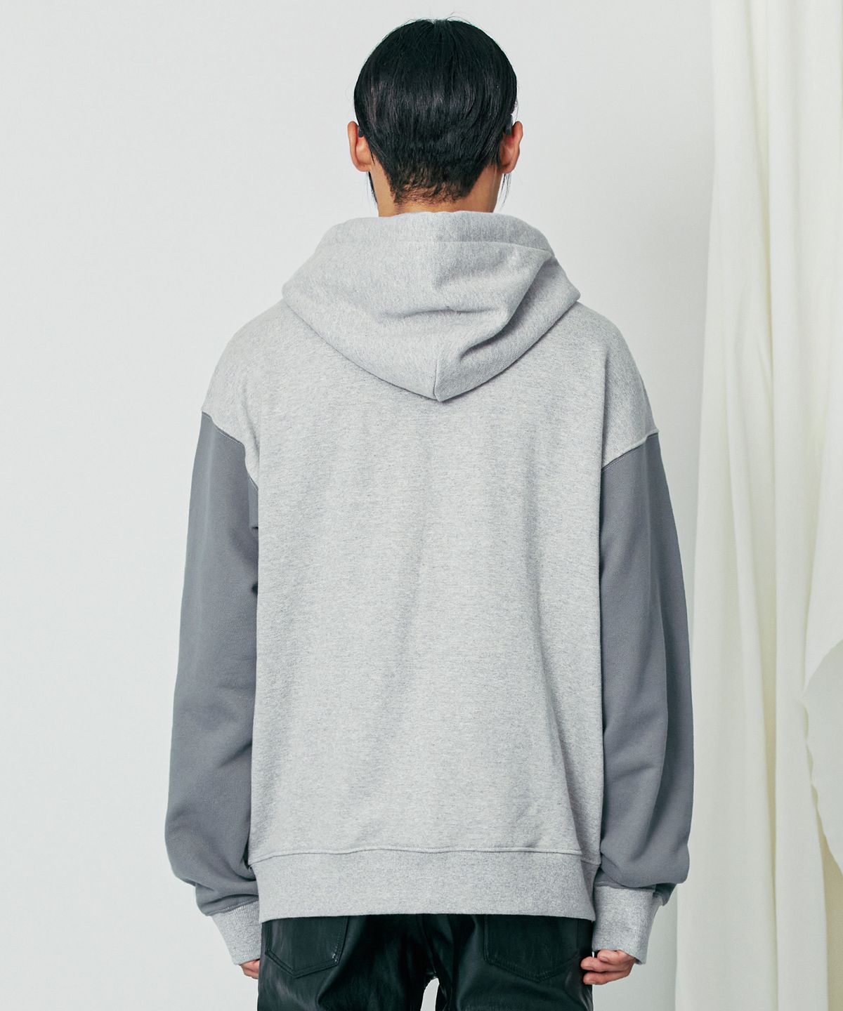 에스에스와이(SSY) 아치 패널 후디 그레이