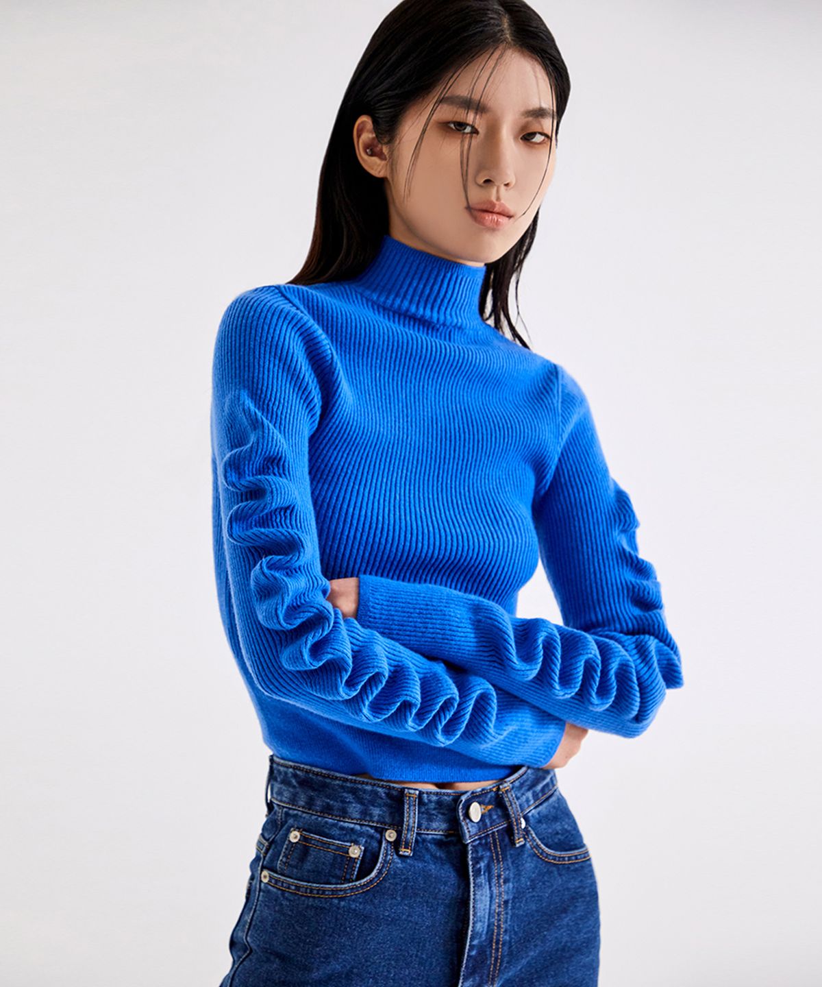 탑걸(TOPGIRL) SIGNATURE WAVY SLEEVE KNIT TOP _T226TP125