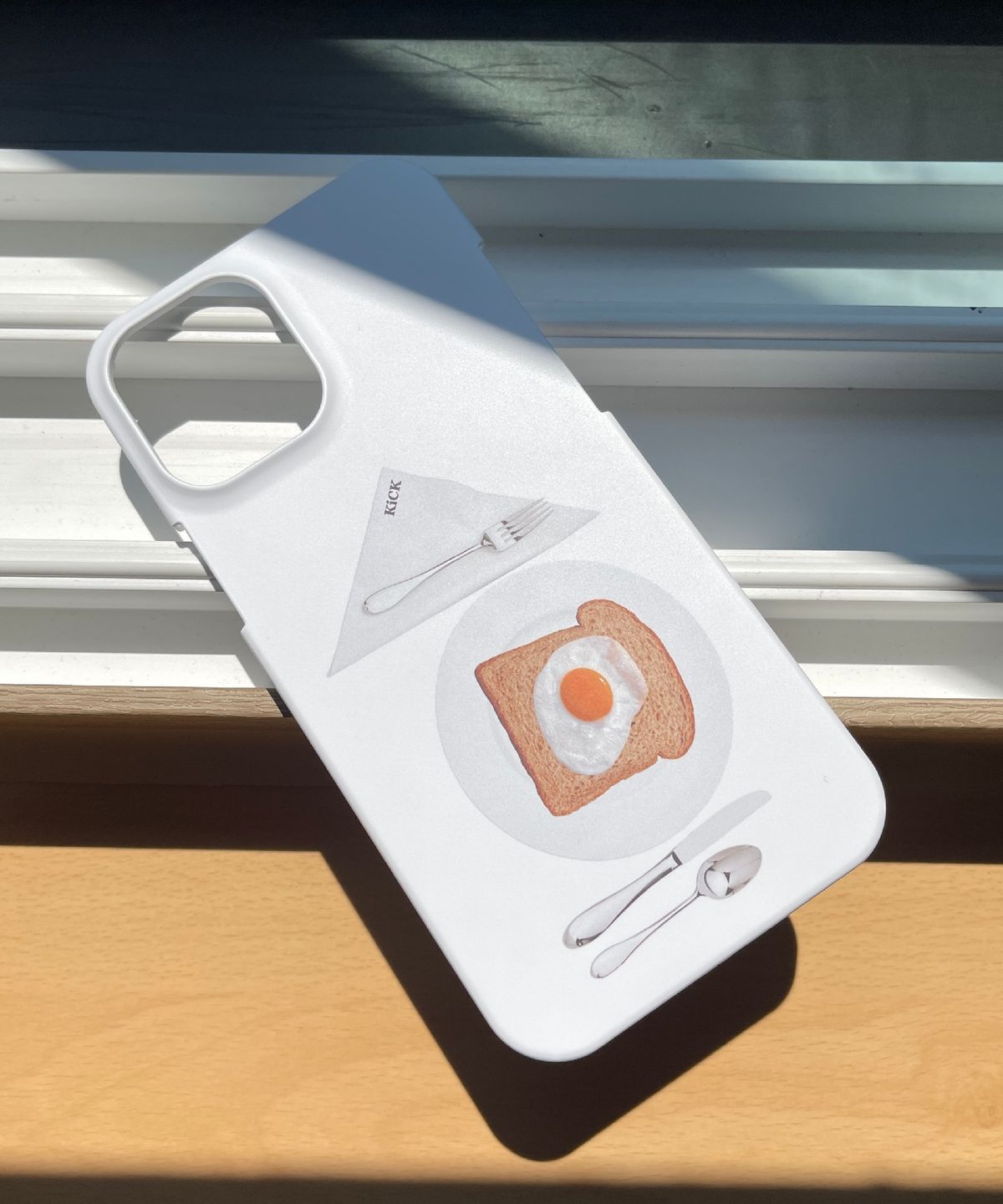 킥(KICK) Breakfast hard case