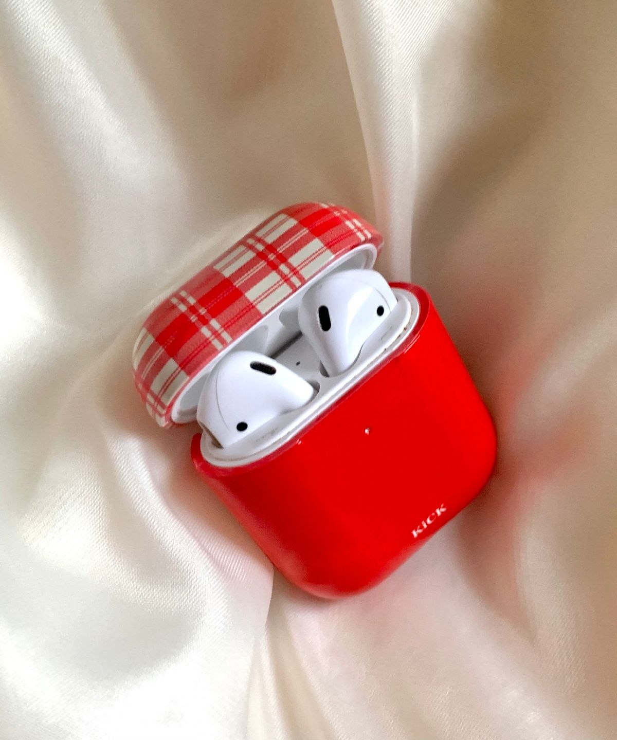 킥(KICK) Martini airpod case