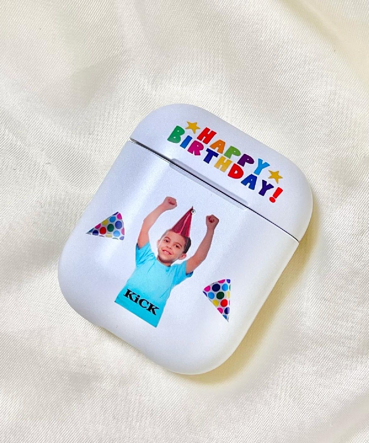 킥(KICK) Birthday airpod case