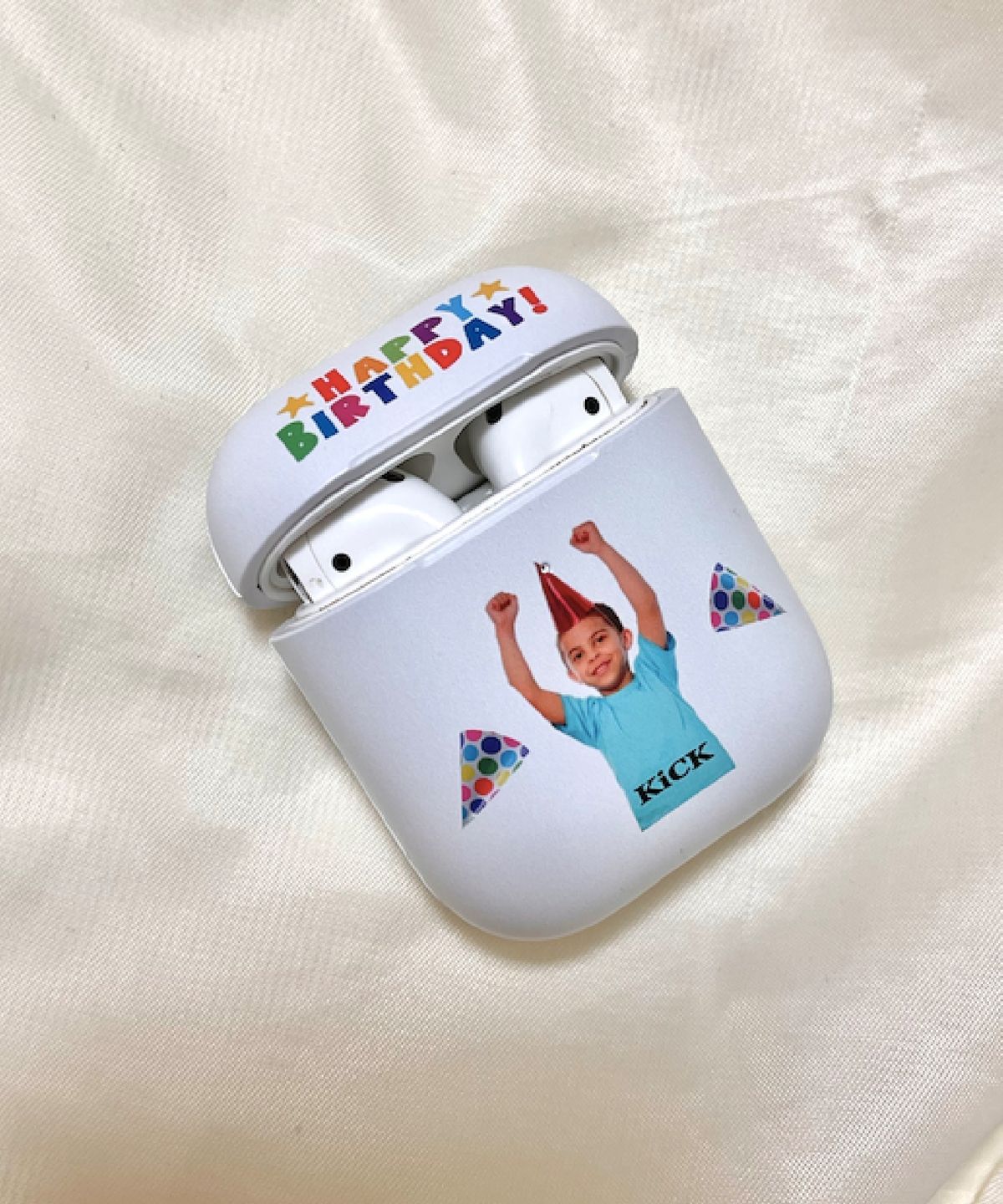 킥(KICK) Birthday airpod case