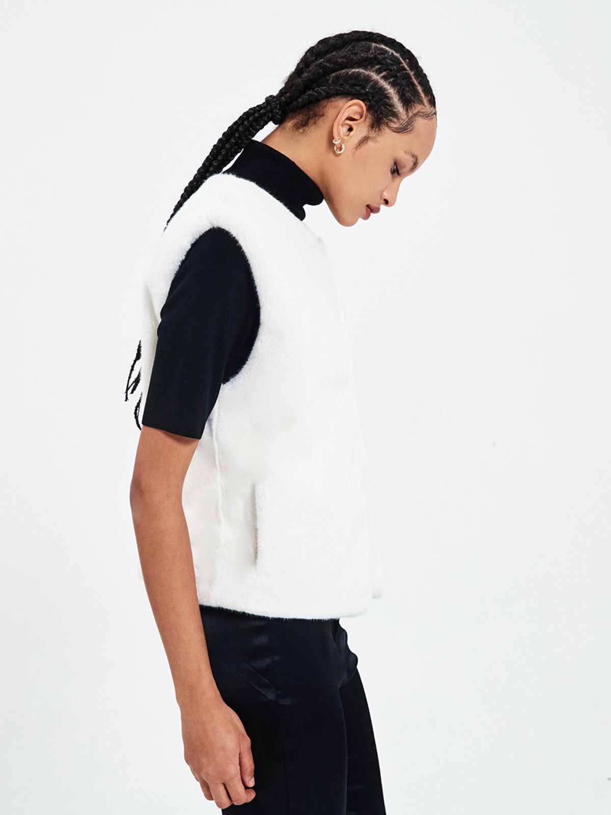 해브레스(HAVELESS) AVA FUR VEST IVORY