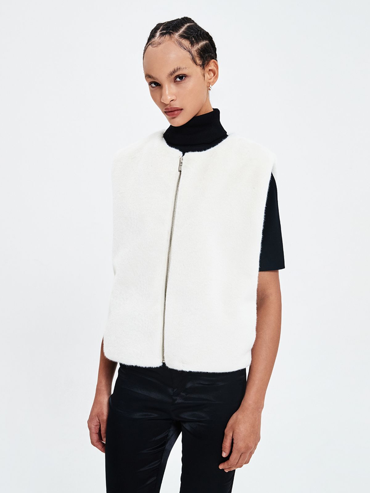 해브레스(HAVELESS) AVA FUR VEST IVORY