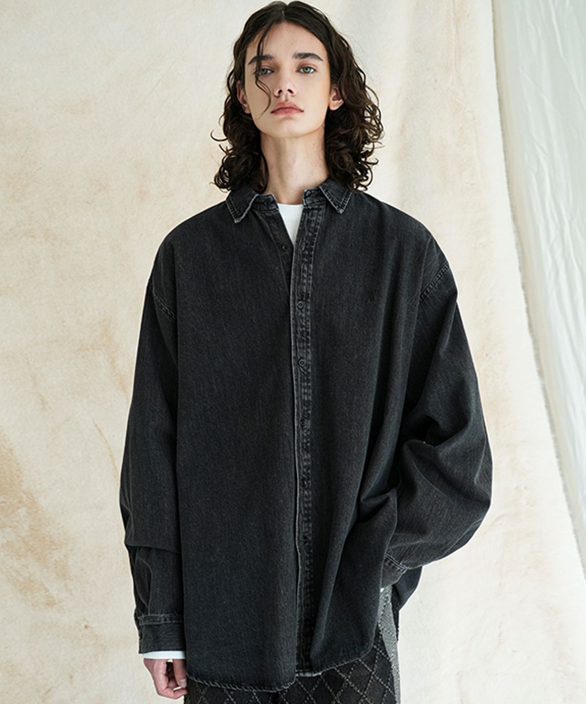 어반드레스(AVANDRESS) AV Denim Shirt - 3COL
