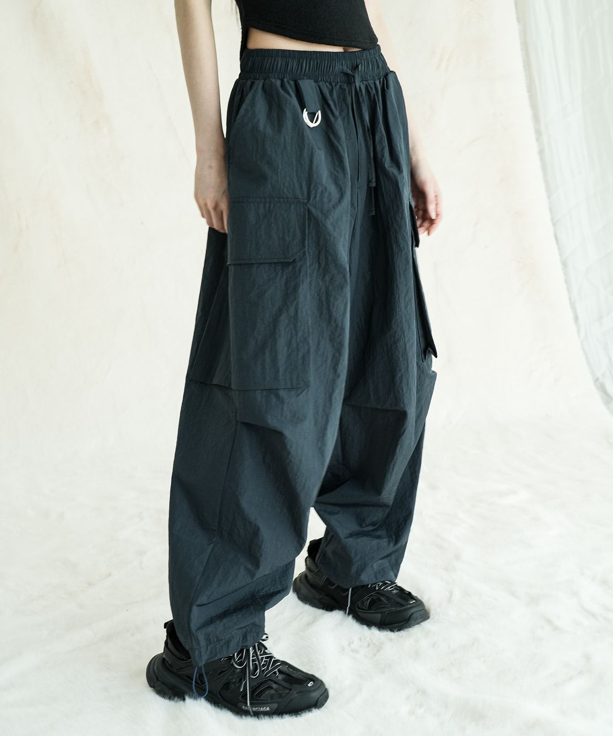 어반드레스(AVANDRESS) Tarslan Big Pocket Wide String Pants - 5COL