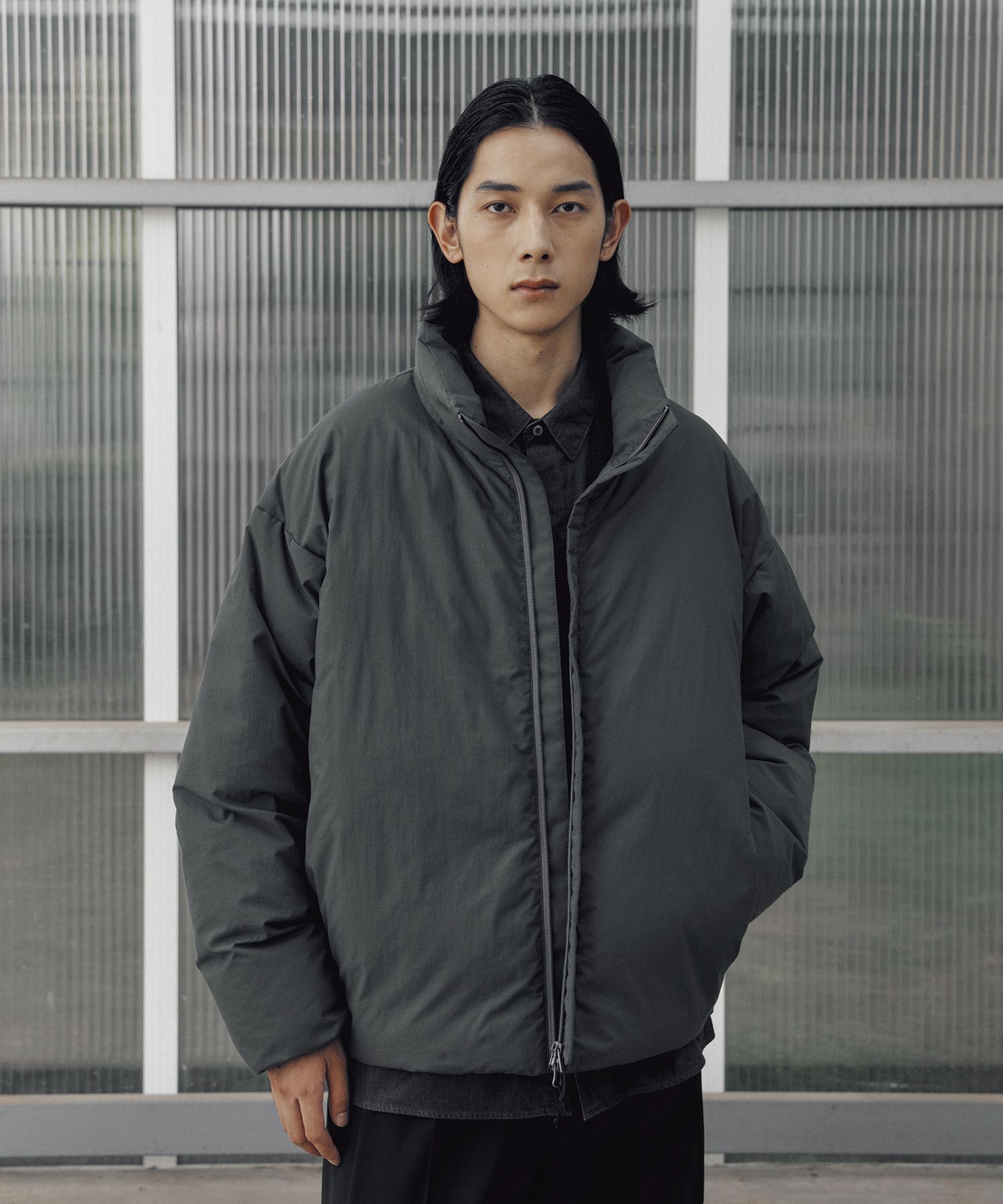 어나더 오피스(ANOTHER OFFICE) Snowman Down Jacket (Graphite