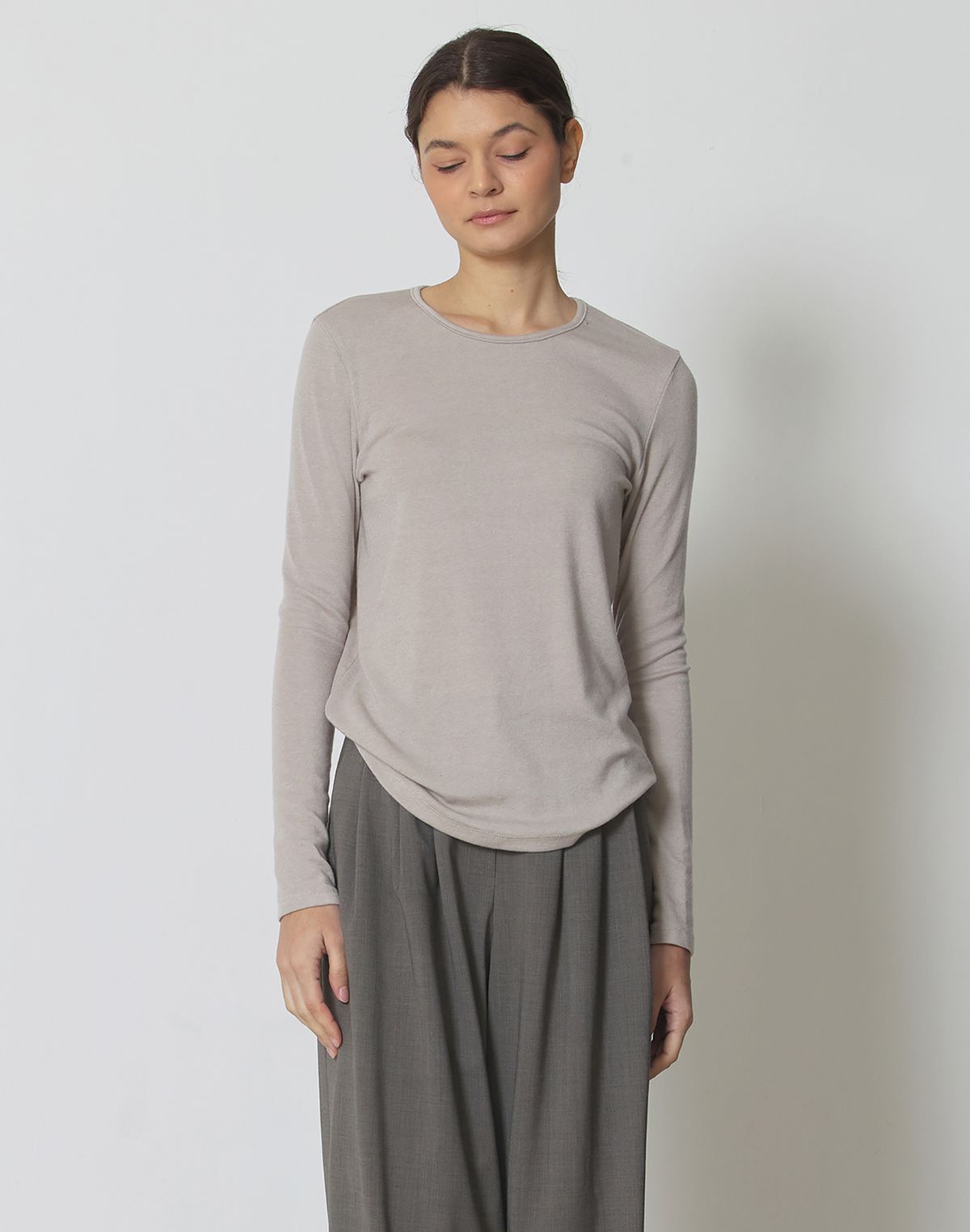 마누엘 에 기욤(MANUELLE ET GUILLAUME) Wool jersey sleek neck top warm beige