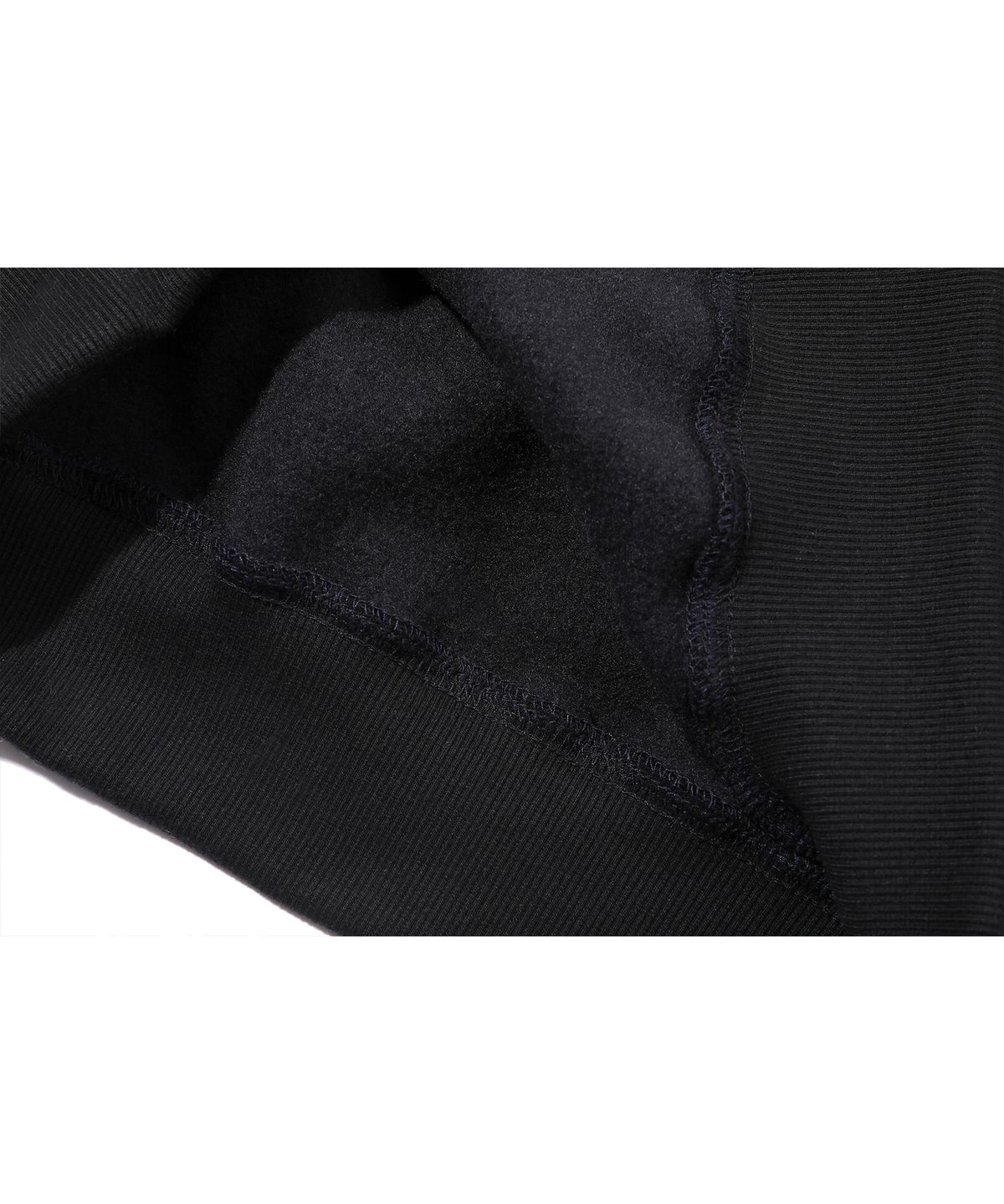 이퓨원트(IFYOUWANT) Shimmer LOGO Sweatshirt BLACK