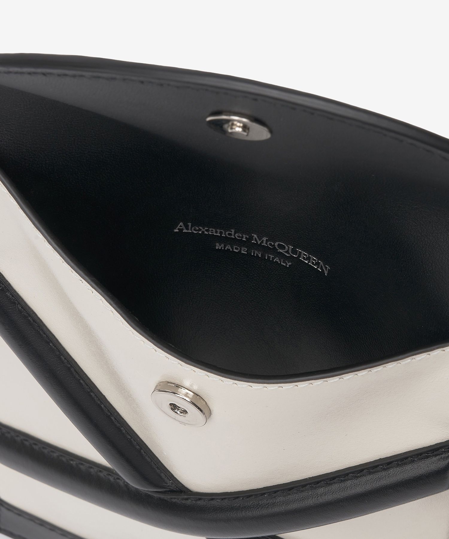 Alexander McQUEEN★Micro Curve Crossbag Ivory6663621YBUU9090 MUSINSA公式 | ALEXANDER McQUEEN Micro Curve Crossbag - Ivory