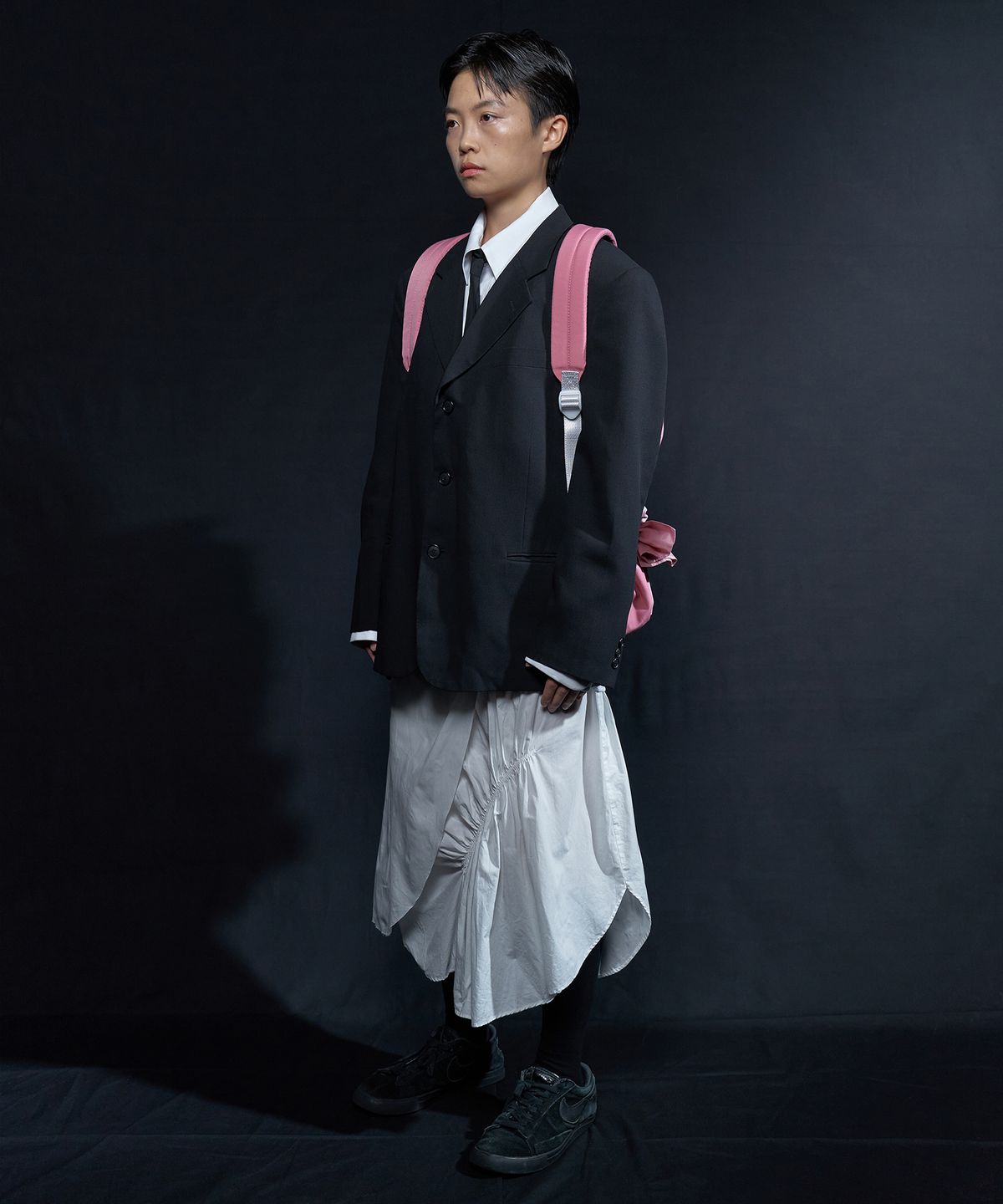 이우가마카라스(IUGAMAKARAS) Knotted Backpack (Old Pink)