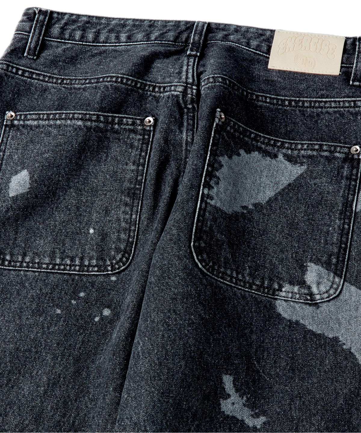 엑서사이즈(EXERCISE) BROKEN RUNNER PIECE DENIM PANTS_BLACK