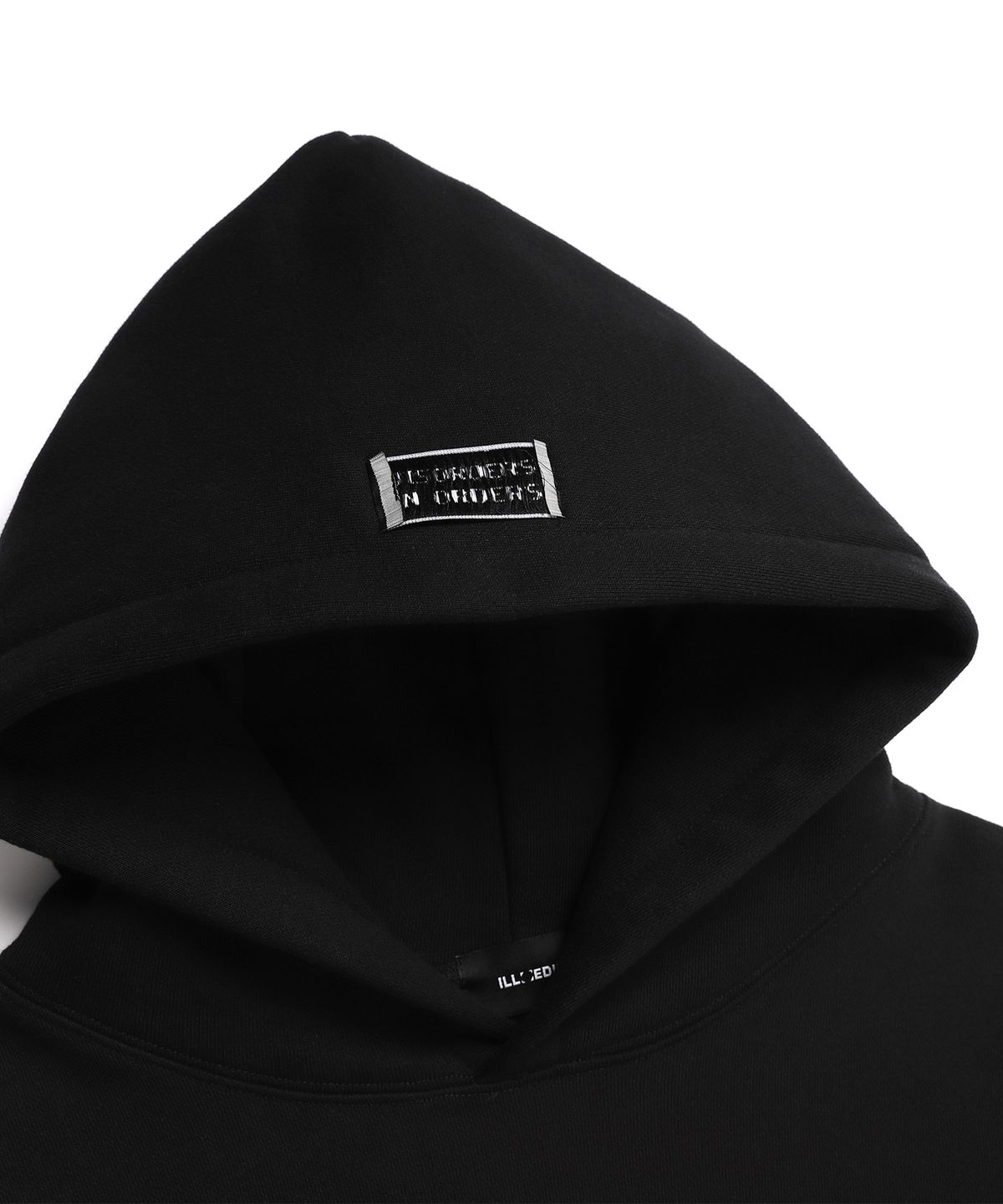 일레딧(ILLEDIT) ARCH LOGO CROP HOODIE BLACKRED