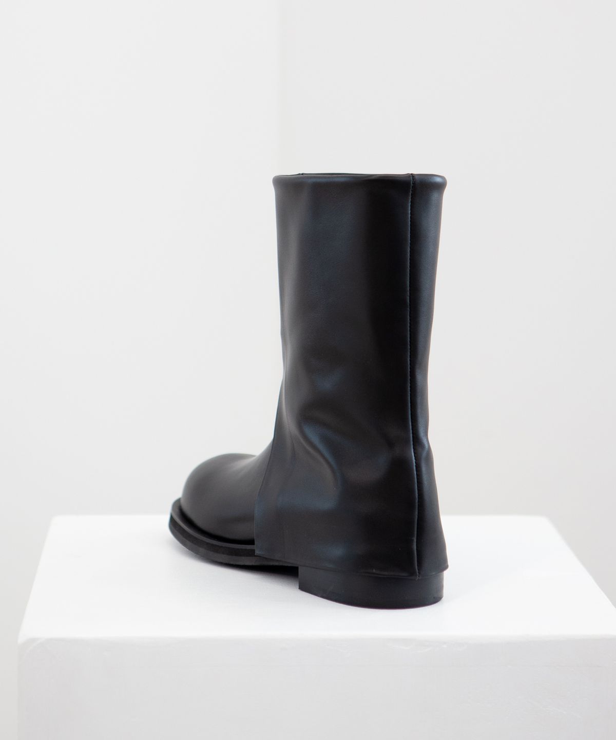 트윗비피(TWVP) MOON WARMER  ANKLE BOOTS 22F02BK 문 워머 앵클부츠