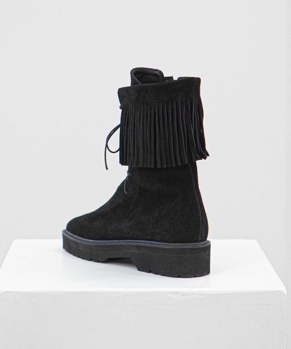 트윗비피(TWVP) BOHEME FRINGE ANKLE BOOTS 22F08BK 보엠 프린지 앵클부츠