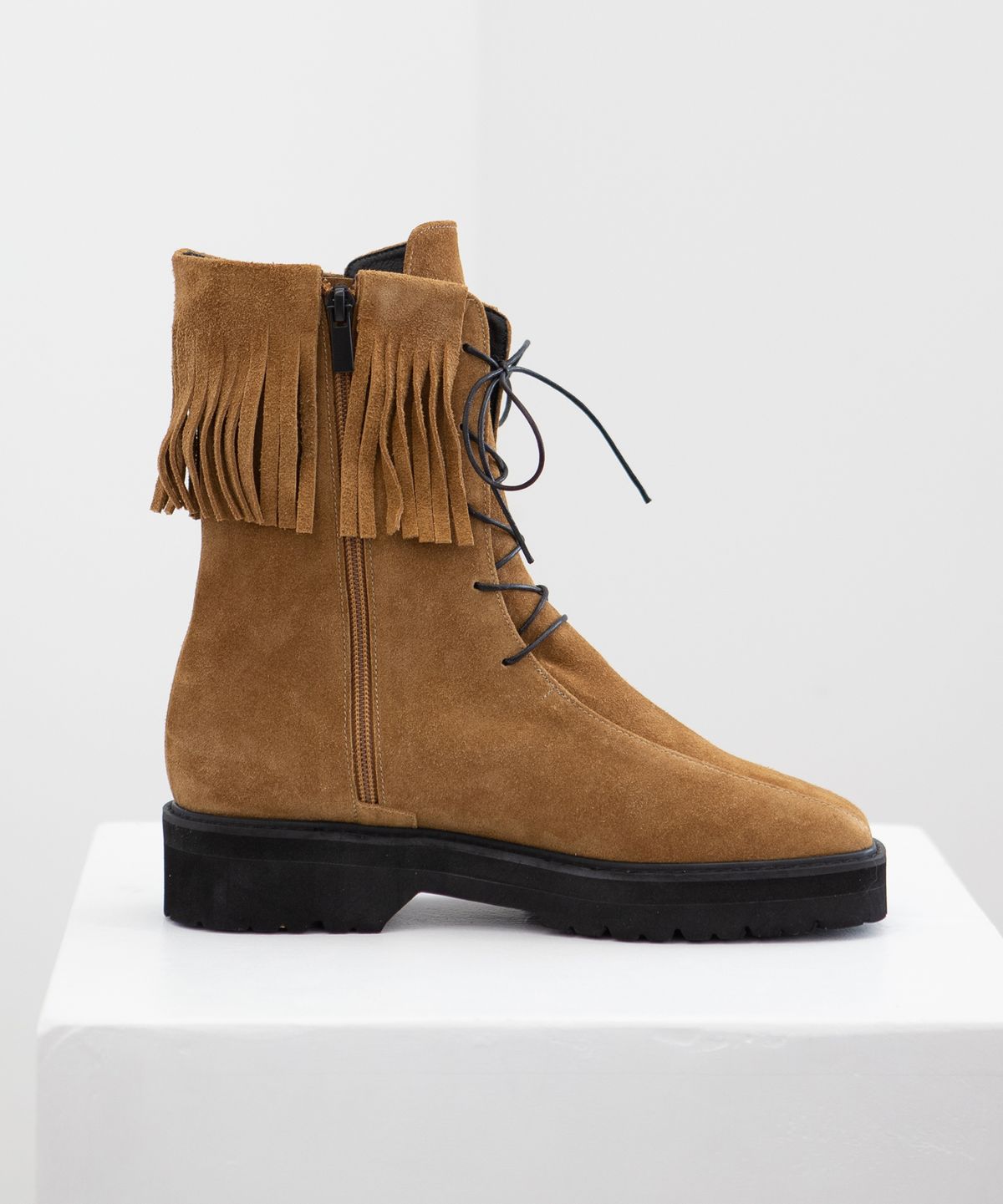 트윗비피(TWVP) BOHEME FRINGE ANKLE BOOTS 22F08CA 보엠 프린지 앵클부츠