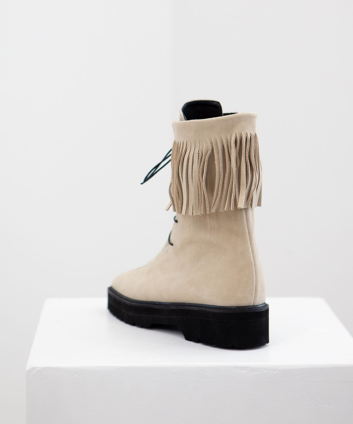 트윗비피(TWVP) BOHEME FRINGE ANKLE BOOTS 22F08IV 보엠 프린지 앵클부츠