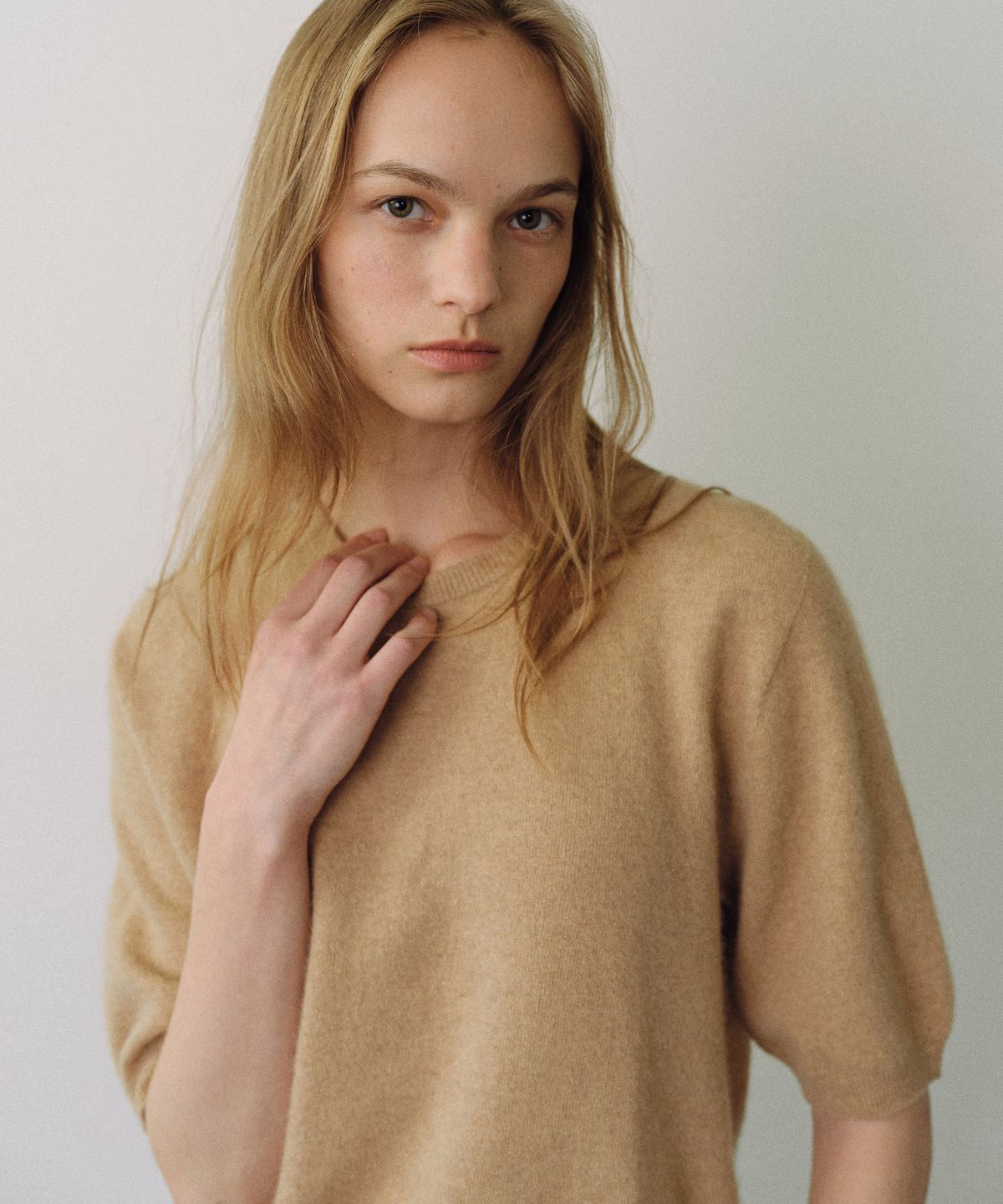 유라고(URAGO) Karen raccoon half knit