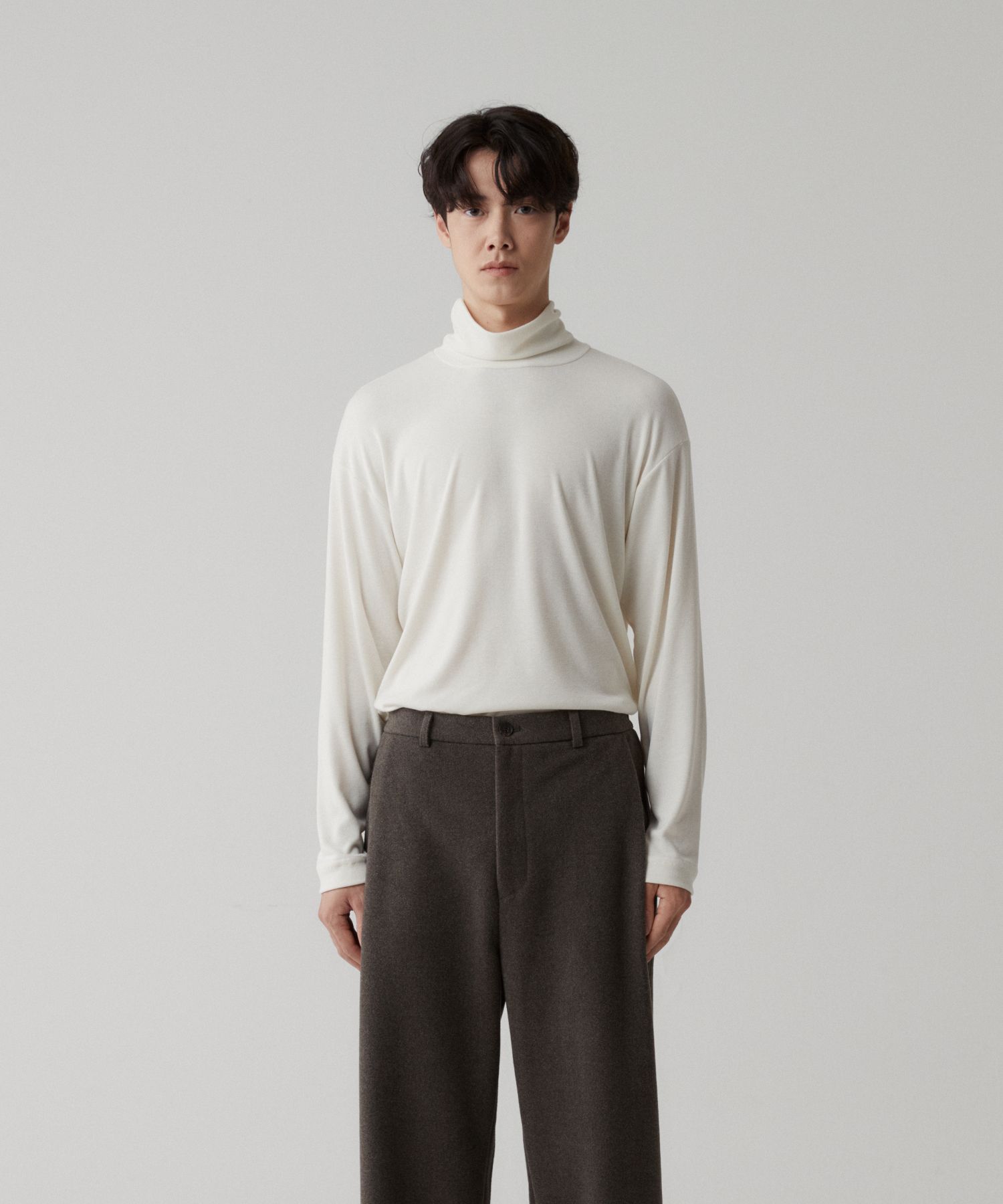 MUSINSA公式 | LEMARD Soft Basic Inner Turtleneck - Cream