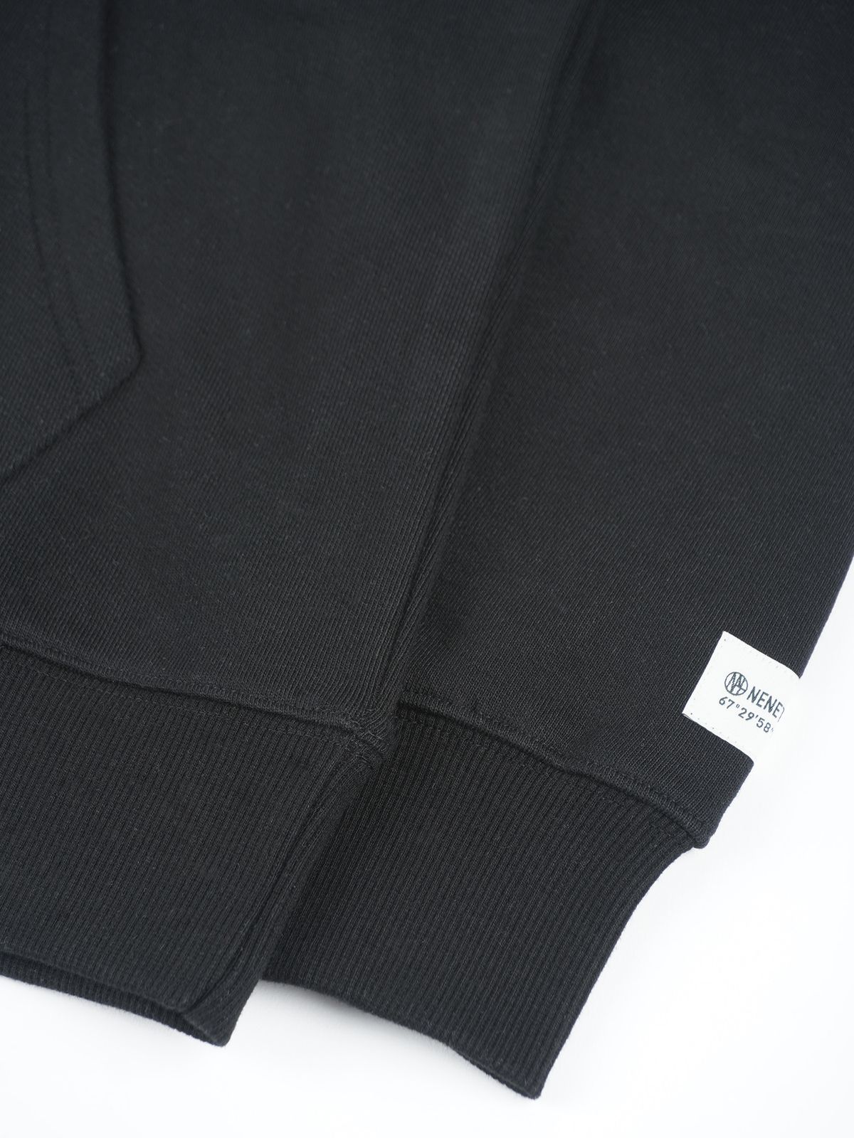 네네츠 어센틱(NENETS AUTHENTIC) LOGO NEEDLE HOODIE SWEAT BLACK