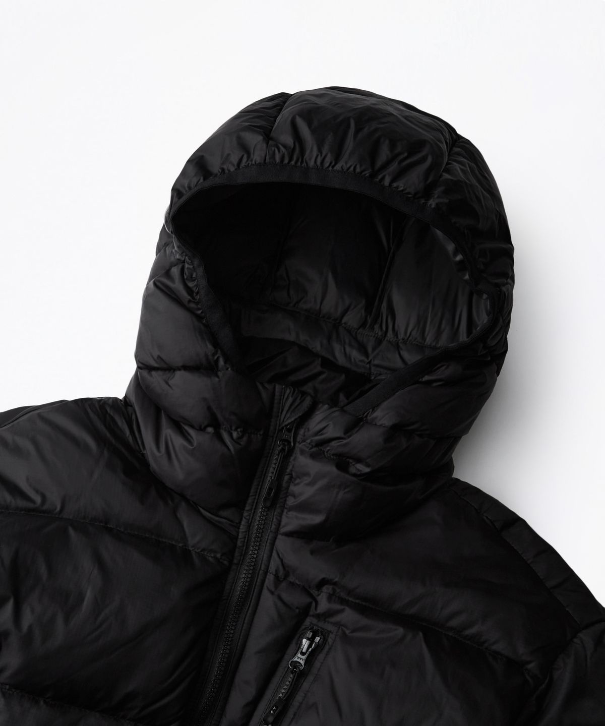 아웃스탠딩(OUTSTANDING) MOUNTAIN DOWN PARKA_BLACK