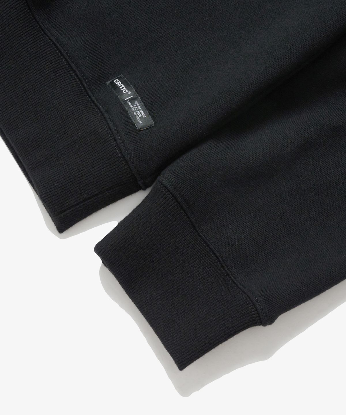 크리틱(CRITIC) Racket Sweatshirt Black