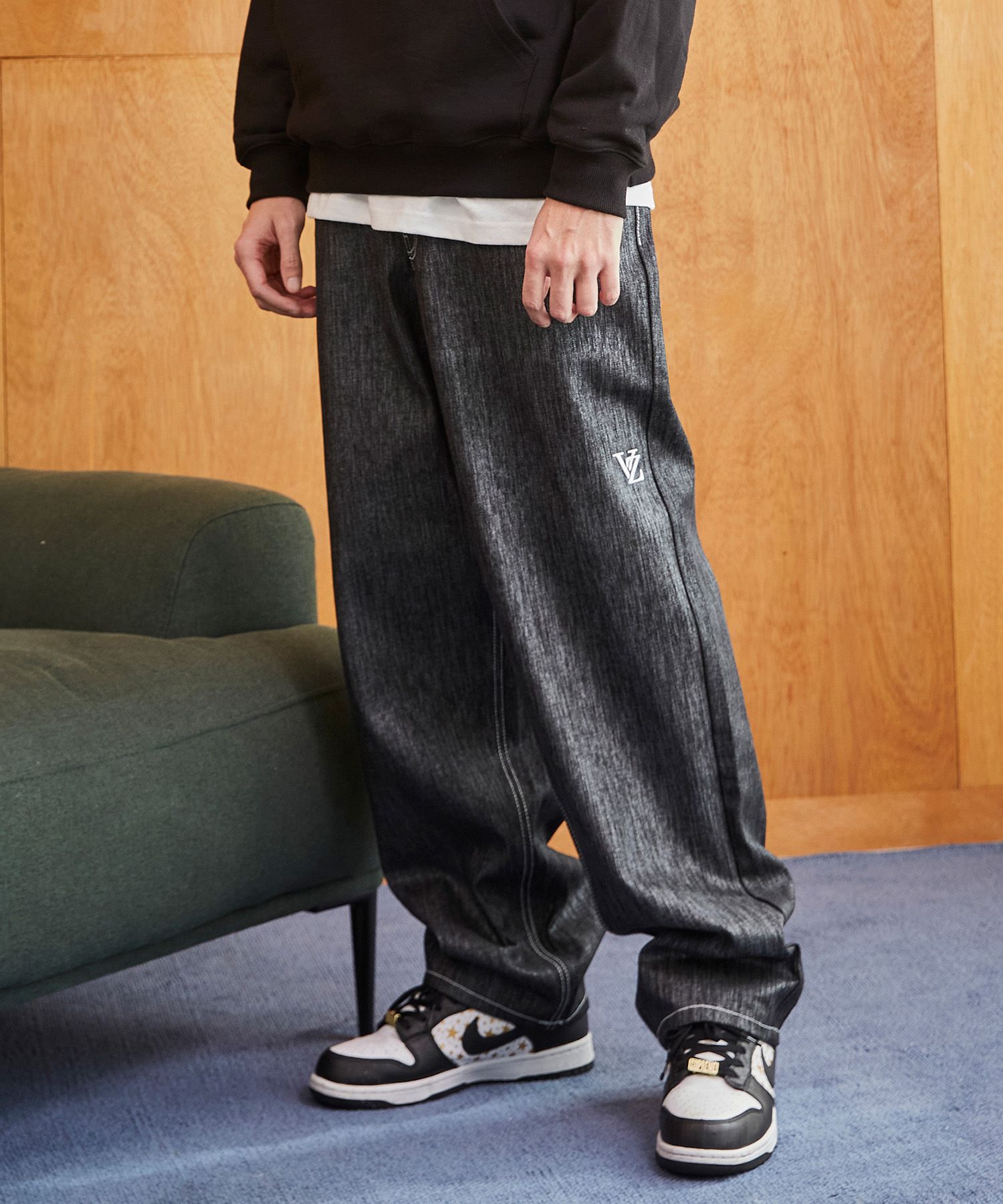 MUSINSA | VARZAR 3D Monogram Rain Coated Slub Denim Pants Black
