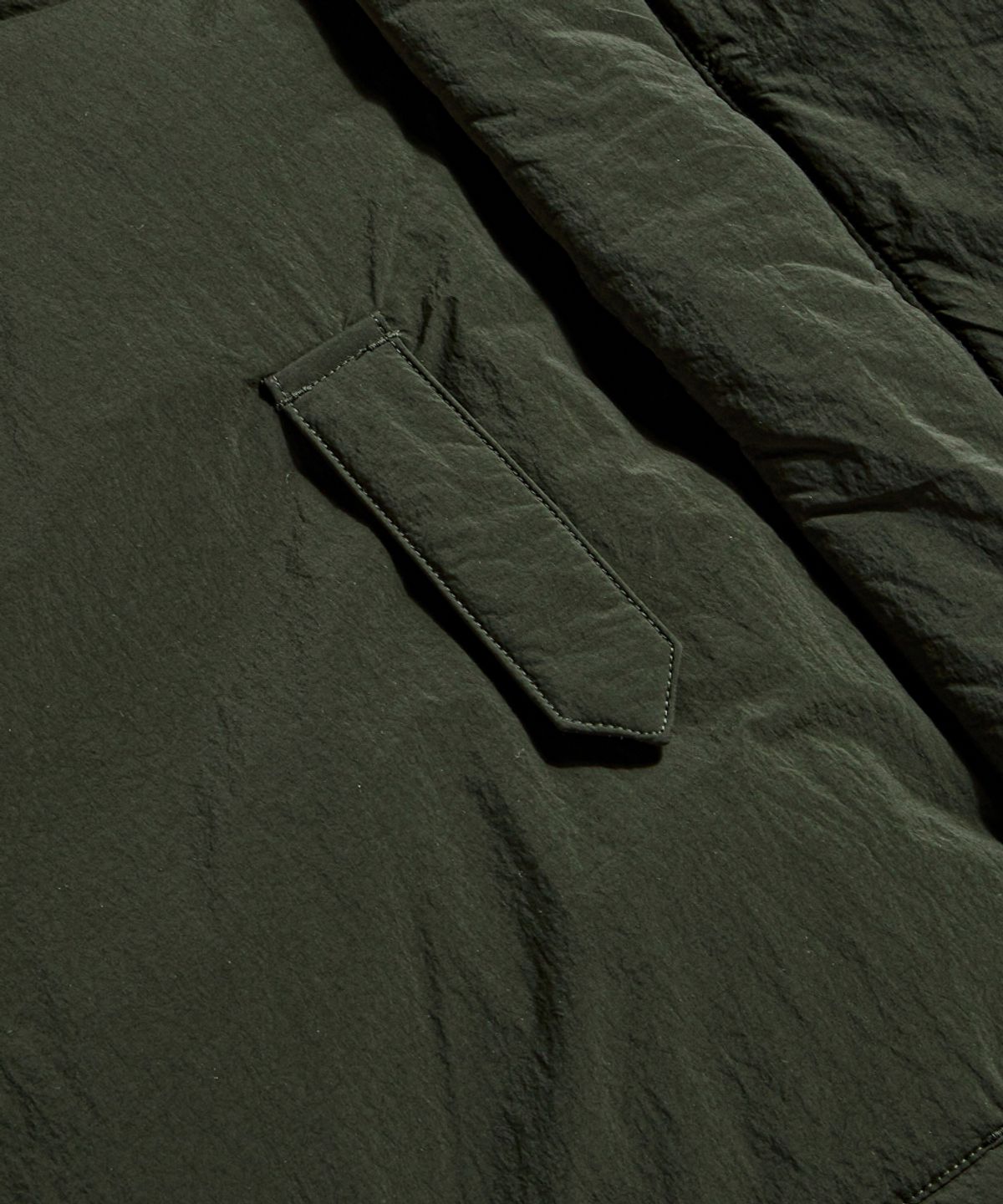 에스피오나지(ESPIONAGE) Dyer Hooded Down Parka Dark Green
