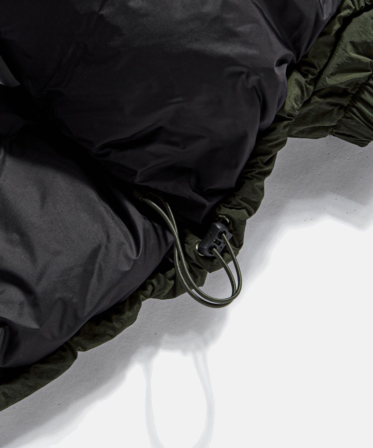 에스피오나지(ESPIONAGE) Dyer Hooded Down Parka Dark Green