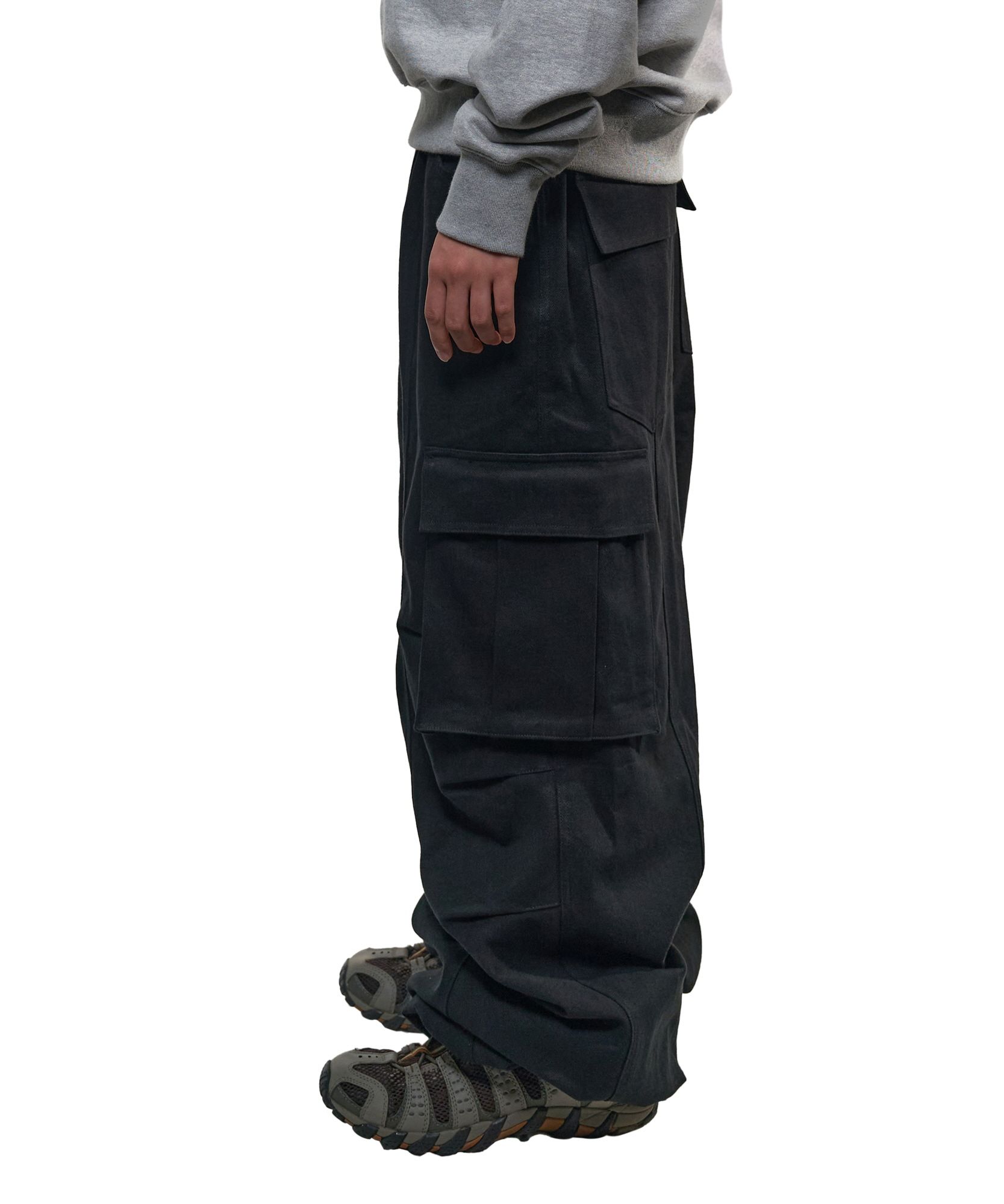 パンツ AAKAM Knee PinTuck Contrast Cargo Pants Knee Pin-tuck