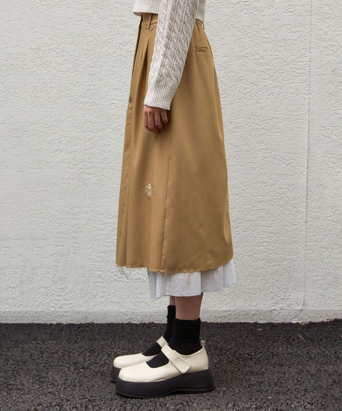닉앤니콜(NICK&NICOLE) NICOLE PINTUCK LAYERED LONG SKIRT_BEIGE