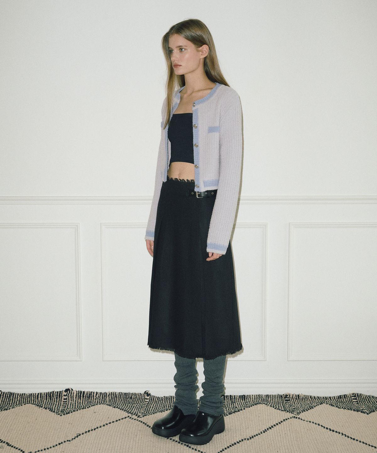 에트몽(ETMON) Buckle Pleated Fringe Skirt  Black