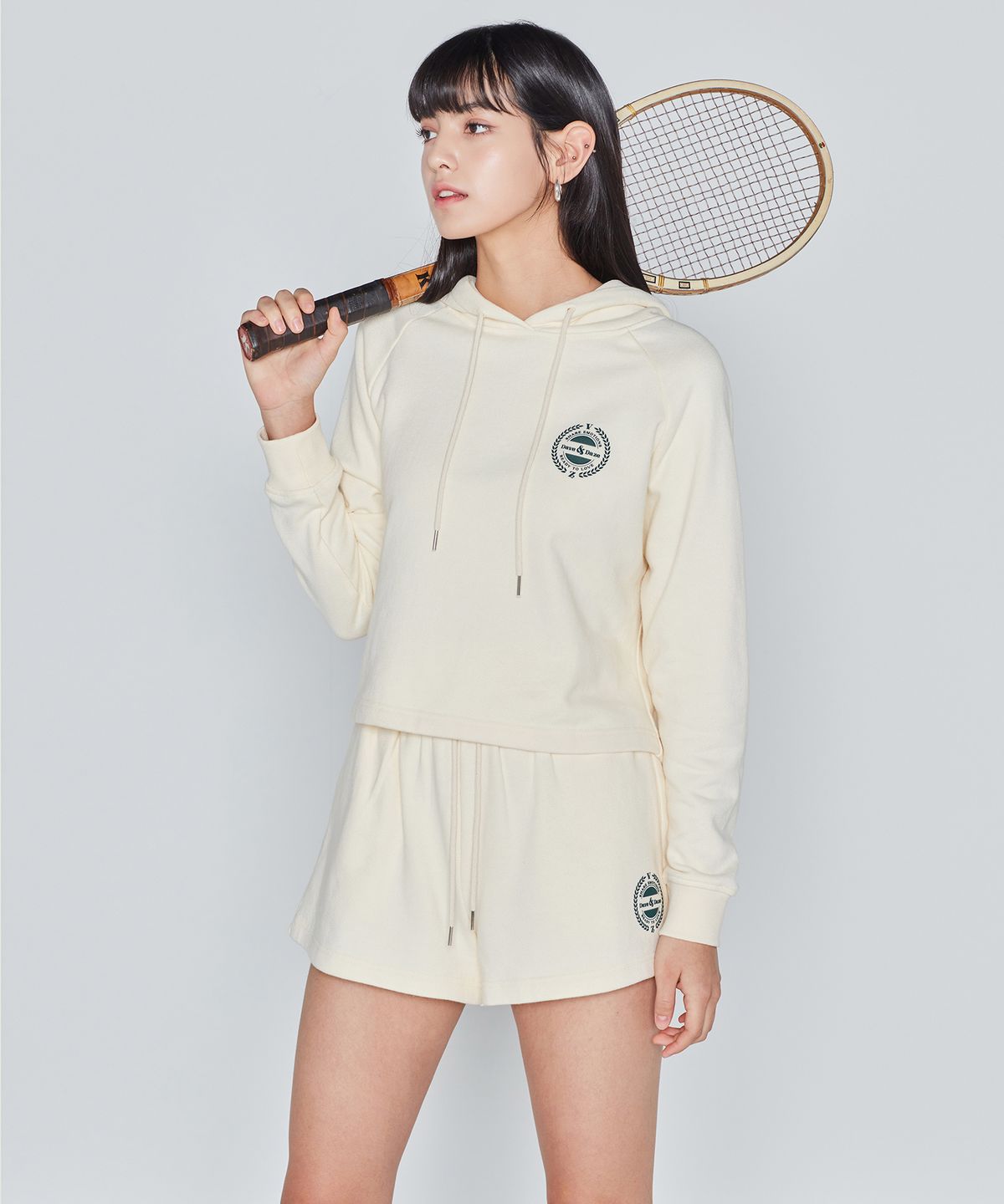 데이브앤데이즈(DAVE&DAZE) CROP HOODIE (IVORY)