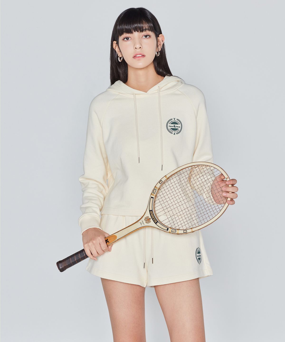 데이브앤데이즈(DAVE&DAZE) CROP HOODIE (IVORY)