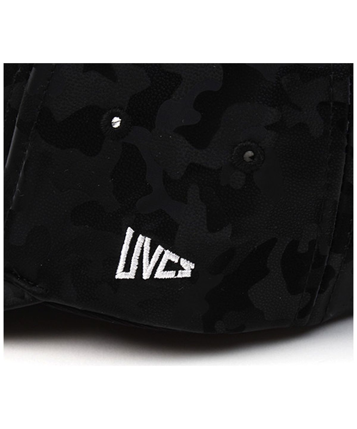 유니버셜 케미스트리(UNIVERSAL CHEMISTRY) FOREST CUBE Camo Leather Ballcap 카모가죽볼캡