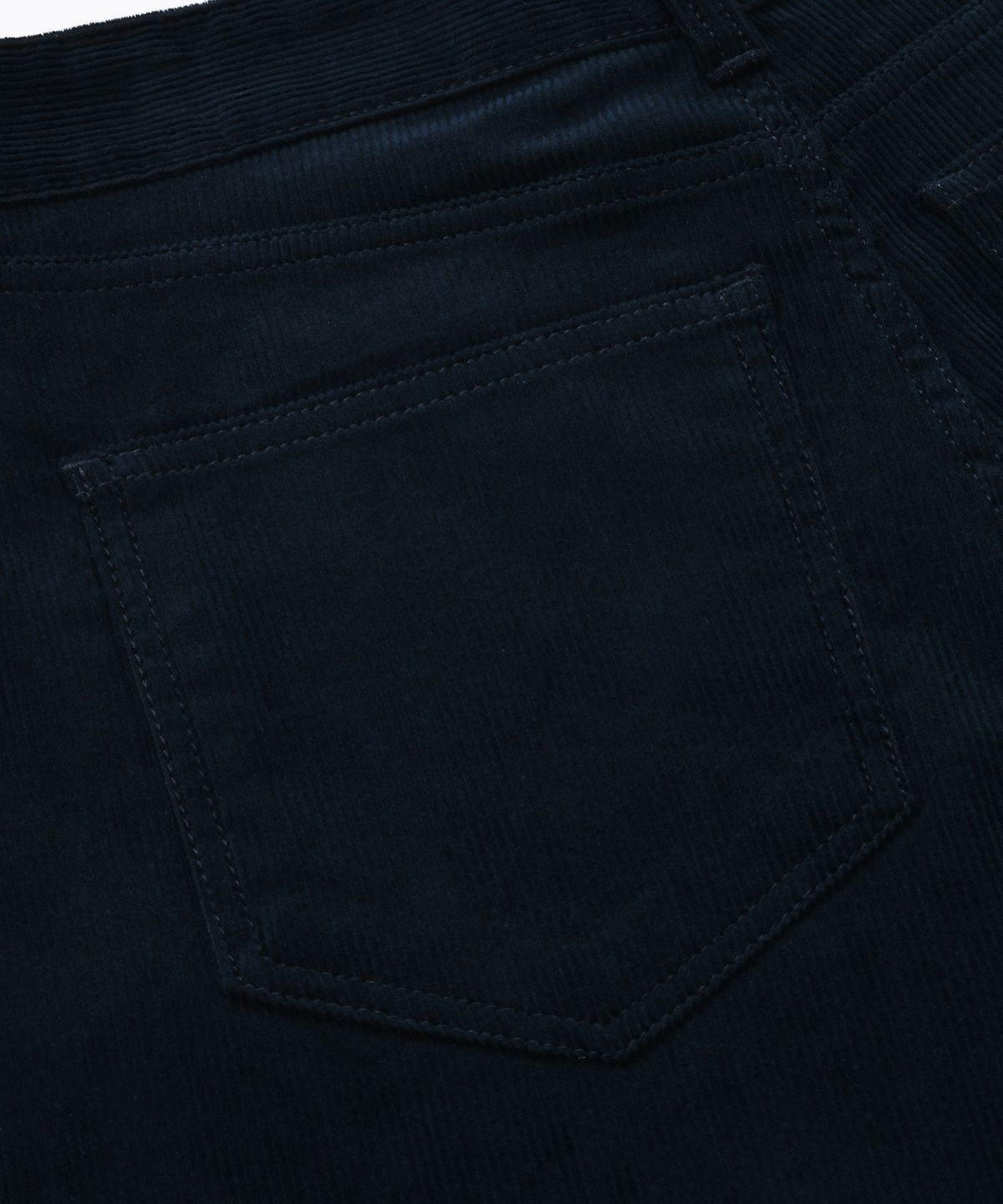 프리즘웍스(FRIZMWORKS) CORDUROY COMFORT TWO TUCK PANTS _ NAVY